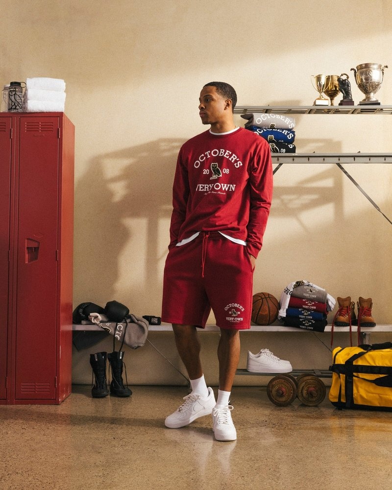 i pantaloncini da ginnastica ovo collegiate di october scarlet